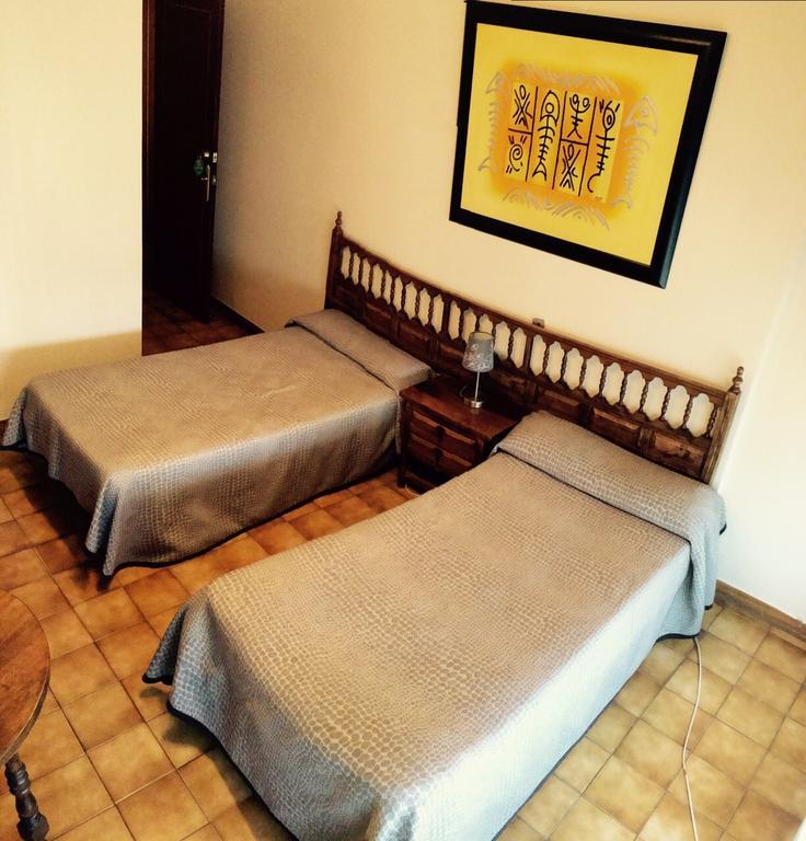 Hostal Mimosa Santander Cameră foto